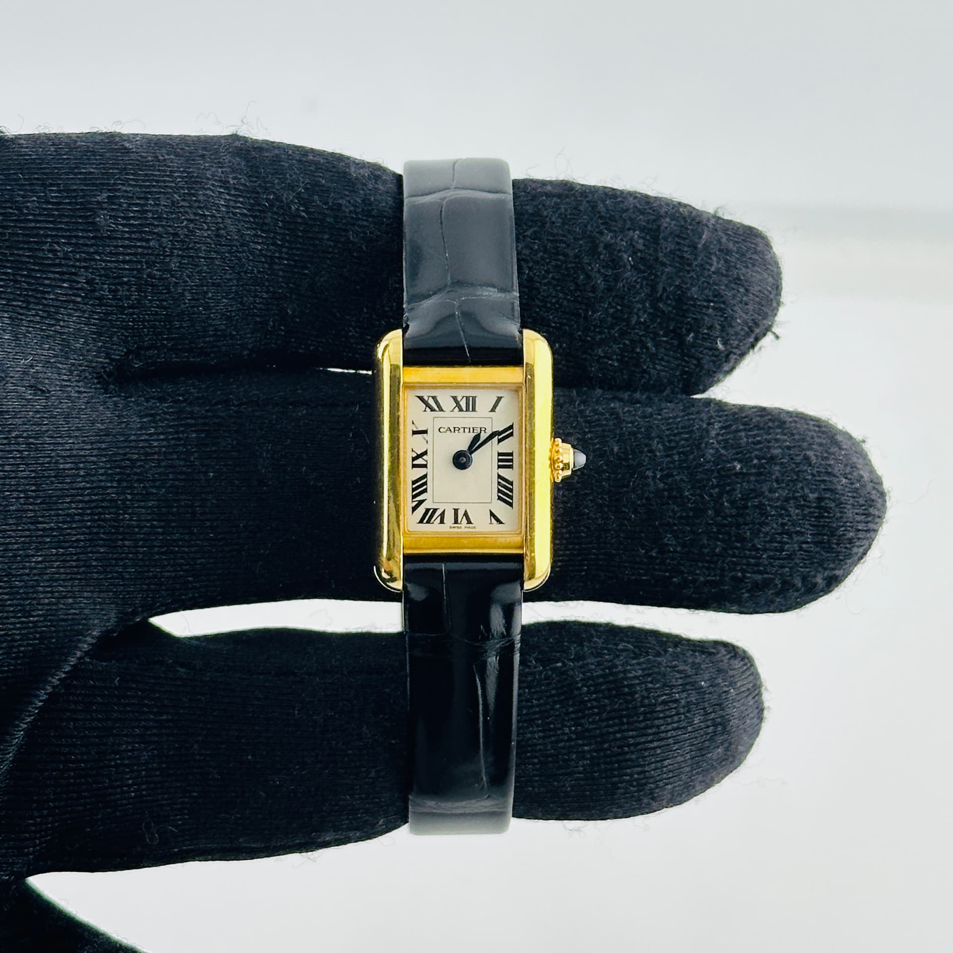 Cartier Tank Louis Mini, view 4
