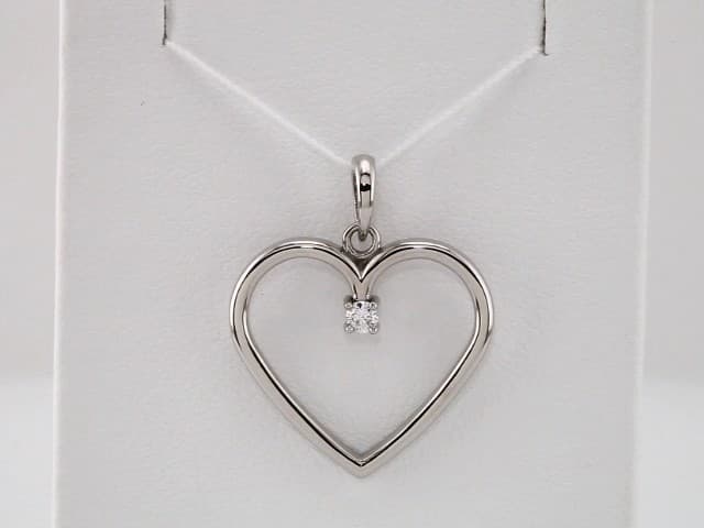 14K White .04 CTW Natural Diamond Heart Pendant, view 4