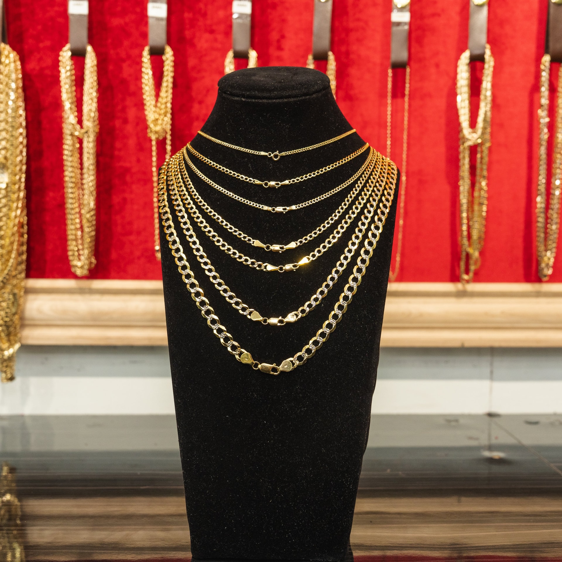 Solid 14K Yellow Gold Curb Chain, 2.5mm Wide, Made To Order.